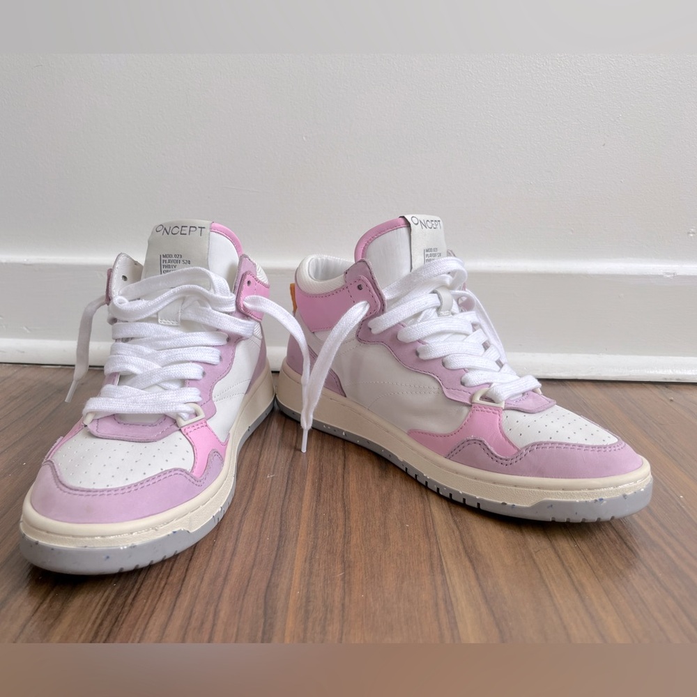 ONCEPT sneaker; Philly Orchid